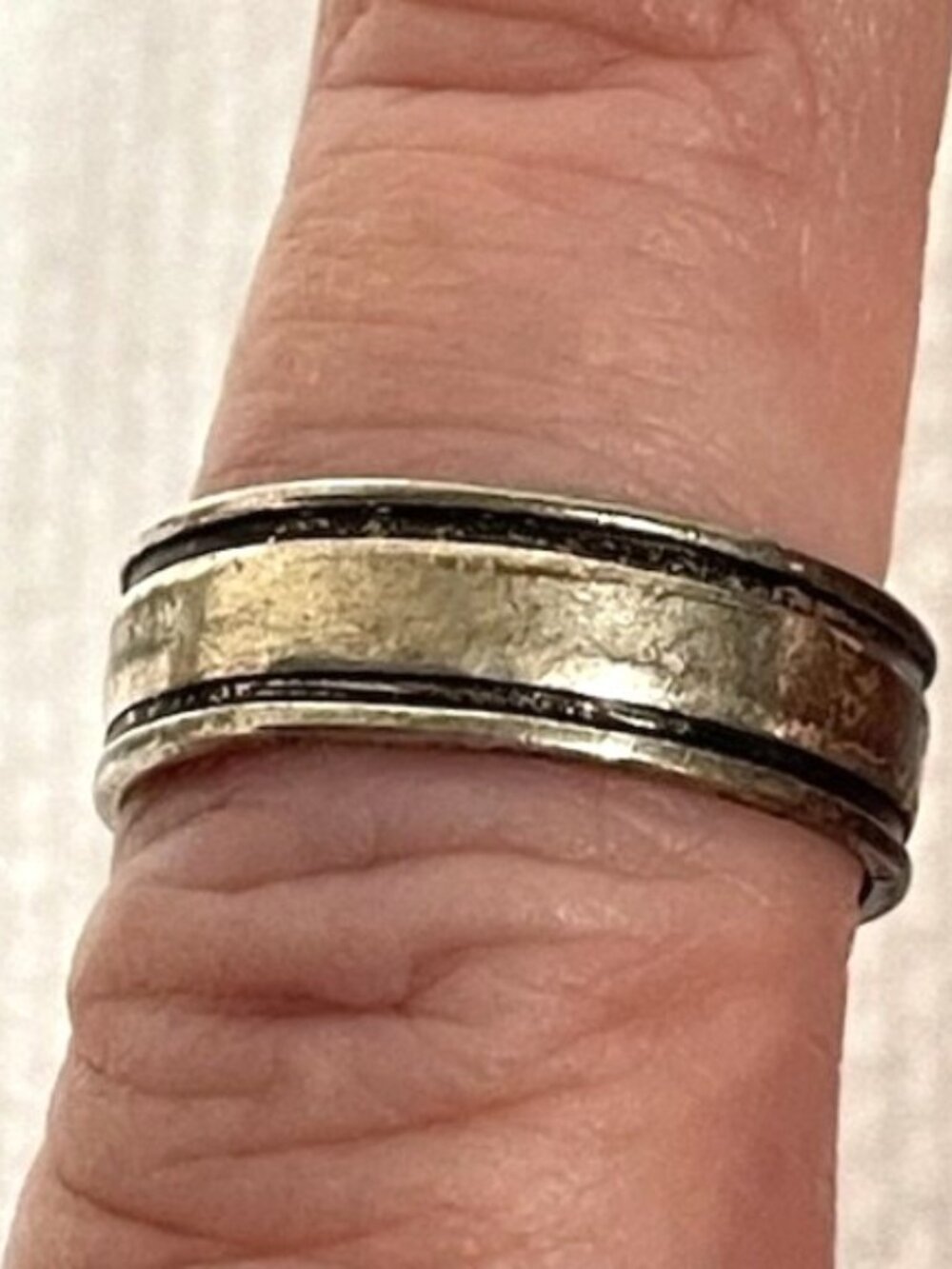 Alpaca silver toe ring.